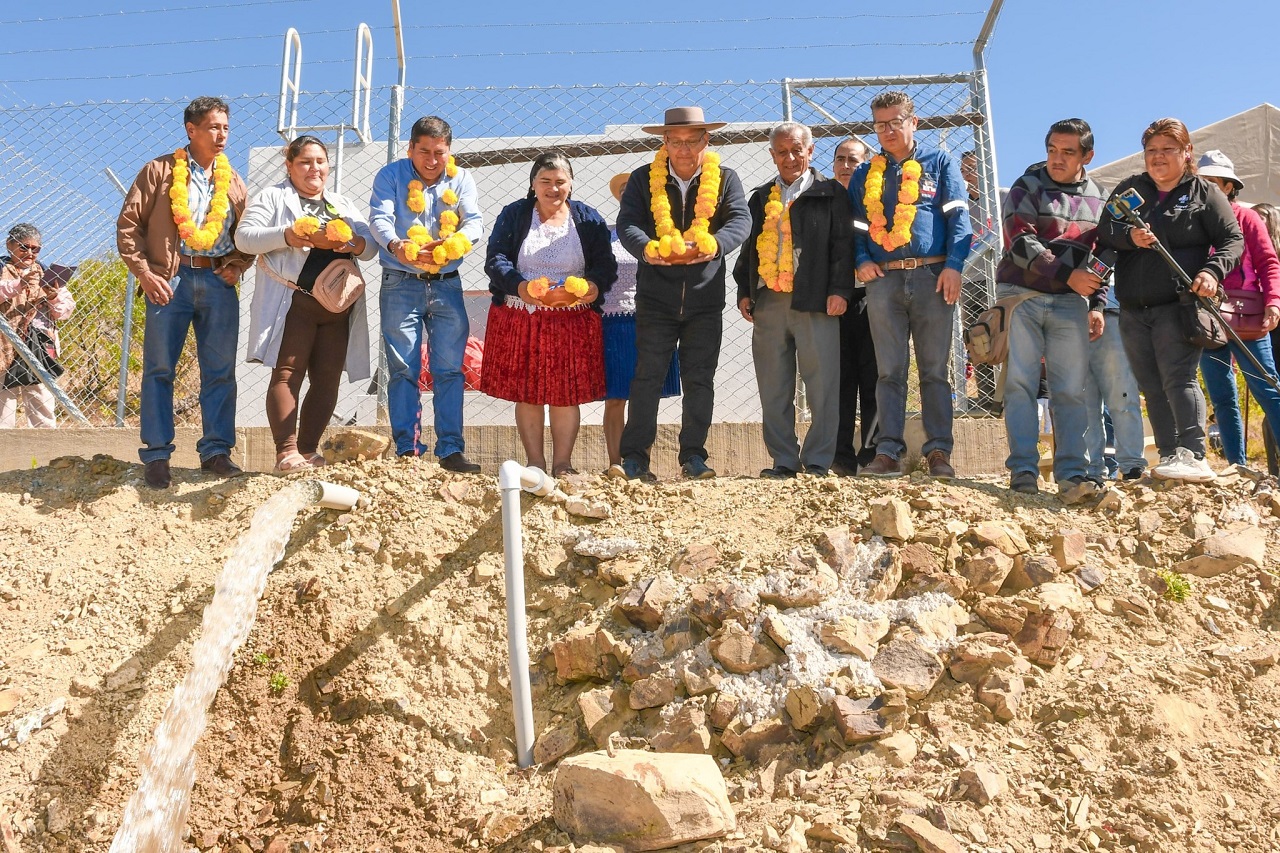 Gobernación y Alcaldía de San Lorenzo entregan sistema de agua potable en La Victoria 