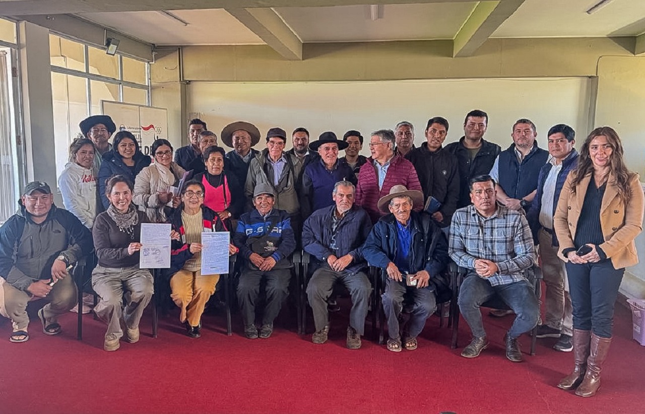 Gobernación y representantes de adultos mayores alcanzan acuerdo de consenso para garantizar la canasta alimentaria este año