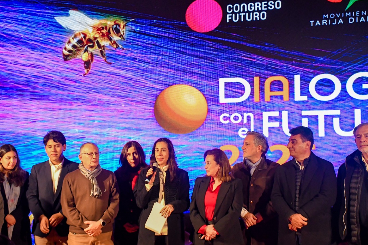 Gobernadora participó en el inicio del programa “Diálogos con el Futuro 2026”