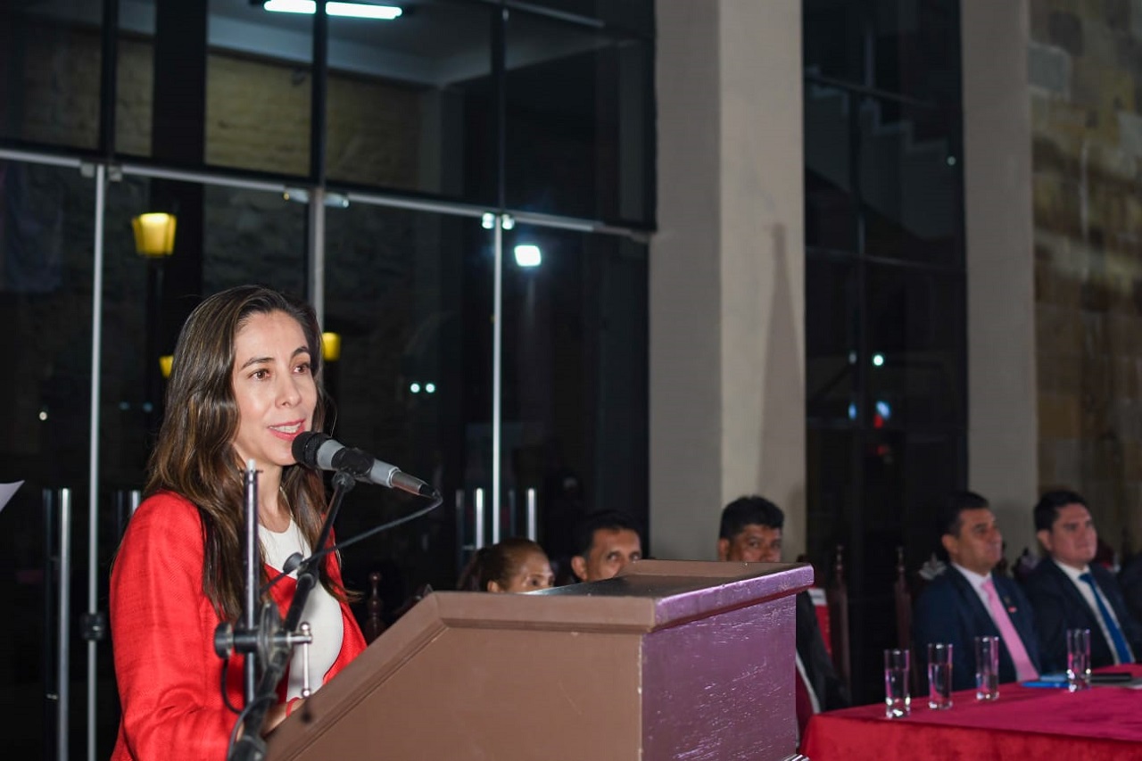 Gobernadora inaugura el Panamericano Máster y proyecta reactivar el sueño del Parque Olímpico de Tarija