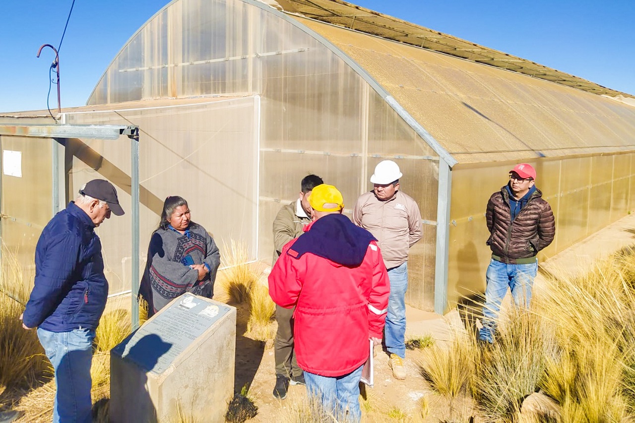 Gobernación recorre la zona alta de Yunchará y proyecta acciones para fortalecer la producción y los servicios